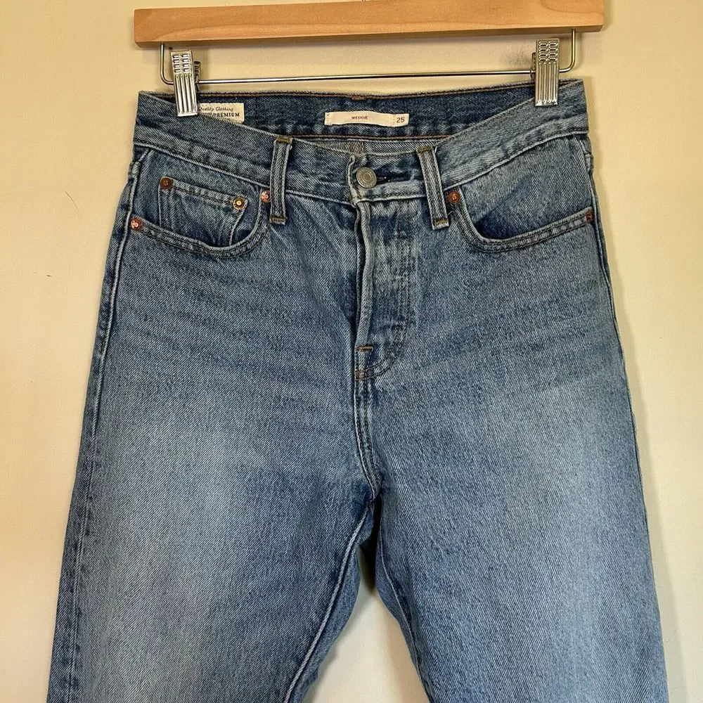 Levi's Wedgie‎ Premium WOmen's 25 Icon Fit Jeans Shut Up 22861-0036